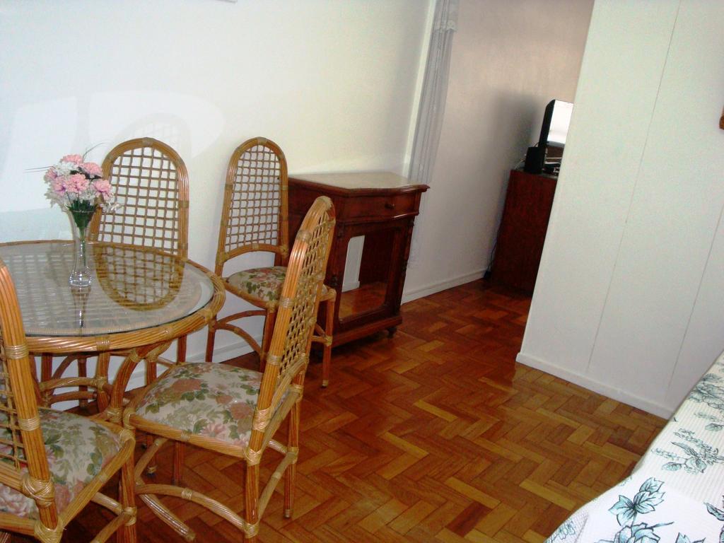 Apartamento Figueiredo Magalhaes Рио де Жанейро Стая снимка