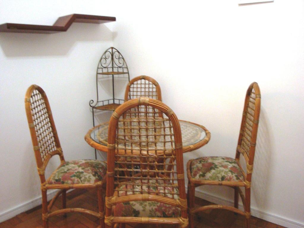 Apartamento Figueiredo Magalhaes Рио де Жанейро Стая снимка